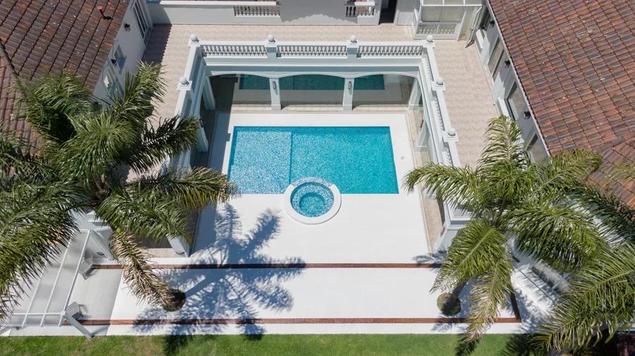 Venta Casa Los Castores, Gran Lote, Sobre El Agua, 6 Dormitorios. Nordelta.